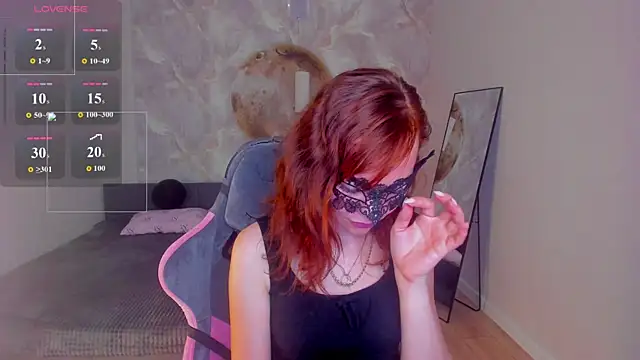 Snapshot of Margo_Kelly chatting on July 7, 2026, 11:41 pm Margo Kelly online show from July 7, 2026, 11:41 pm