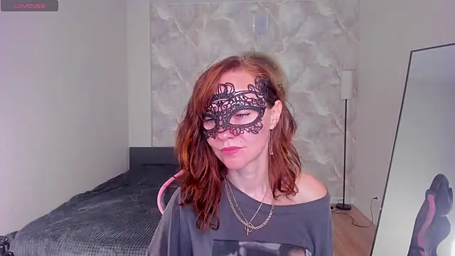 Snapshot of Margo_Kelly chatting on July 2, 2026, 10:16 pm Margo Kelly online show from July 2, 2026, 10:16 pm
