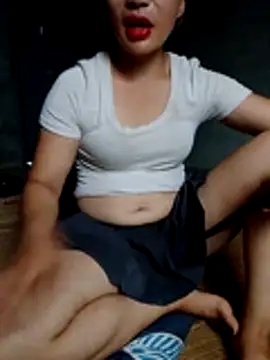 Snapshot of Tieuthu2 chatting on June 23, 2026, 9:18 am Tieuthu2 online show from June 23, 2026, 9:18 am
