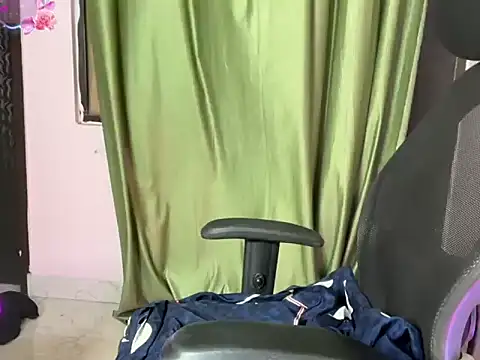 Snapshot of Sexy_Sunanda_Bhabhi_ chatting on May 4, 2026, 5:00 am Sexy Sunanda Bhabhi online show from May 4, 2026, 5:00 am