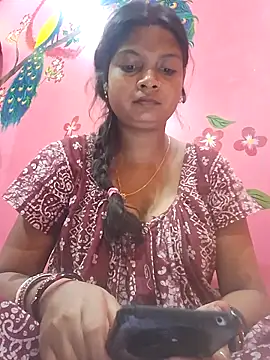 Snapshot of Simupaul001 chatting on April 29, 2026, 11:55 pm Simupaul001 online show from April 29, 2026, 11:55 pm