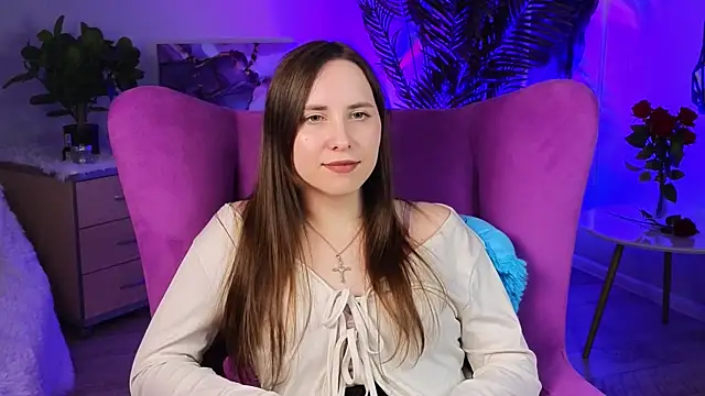 QuyenOlson online show from April 19, 2026, 9:43 am