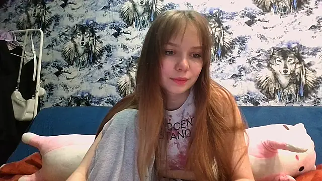 Snapshot of Princess_Mira chatting on May 26, 2026, 5:55 pm Princess Mira online show from May 26, 2026, 5:55 pm