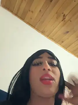 Zaabrina 20 online show from May 17, 2026, 2:33 am
