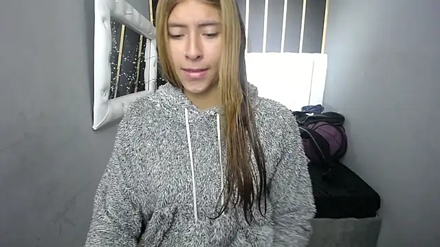 Snapshot of nancy_blonde chatting on June 14, 2026, 1:12 pm nancy blonde online show from June 14, 2026, 1:12 pm