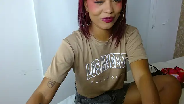Chloe Brown2 online show from May 14, 2026, 6:27 pm