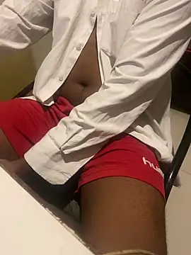 loveradar online show from April 17, 2026, 9:50 pm