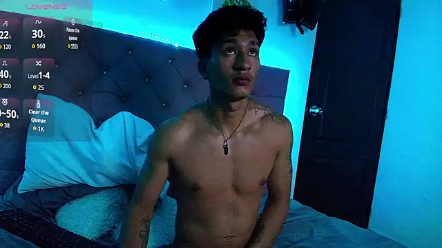 Snapshot of Zayn_Moretti chatting on August 1, 2026, 9:40 am Zayn Moretti online show from August 1, 2026, 9:40 am