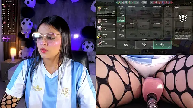 LuciaReid online show from June 25, 2026, 2:11 pm