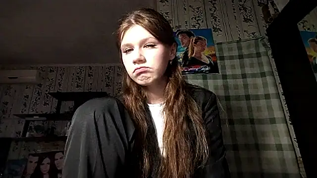 SharyLoughty online show from May 12, 2026, 3:07 pm