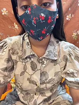 Snapshot of CuteHaseena chatting on May 2, 2026, 7:57 am CuteHaseena online show from May 2, 2026, 7:57 am