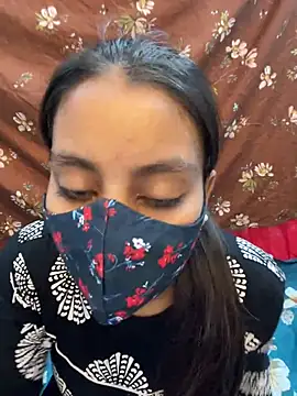 Snapshot of CuteHaseena chatting on April 28, 2026, 8:19 am CuteHaseena online show from April 28, 2026, 8:19 am
