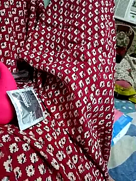 Snapshot of shivanic chatting on June 12, 2026, 7:33 pm shivanic online show from June 12, 2026, 7:33 pm