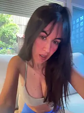 Snapshot of dulceflor25 chatting on May 22, 2026, 6:28 pm dulceflor25 online show from May 22, 2026, 6:28 pm