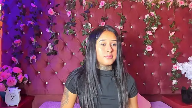 Snapshot of Molly_Brunette_ chatting on June 23, 2026, 3:04 am Molly Brunette online show from June 23, 2026, 3:04 am