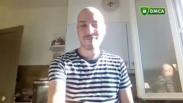 Snapshot of jyl151 chatting on July 17, 2026, 5:21 pm jyl151 online show from July 17, 2026, 5:21 pm