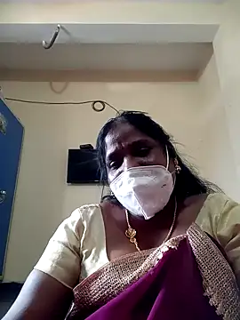 Snapshot of swetha10 chatting on July 9, 2026, 7:09 am swetha10 online show from July 9, 2026, 7:09 am