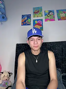 Snapshot of bryan_hot_23 chatting on July 11, 2026, 1:39 am bryan hot 23 online show from July 11, 2026, 1:39 am