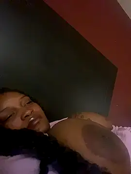 thedarkenchantress online show from November 8, 2025, 8:12 pm