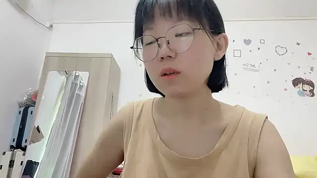 Belle-LL online show from April 30, 2026, 8:21 am