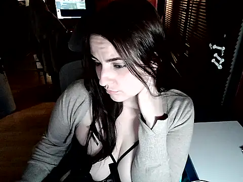 Snapshot of markedxbeauty chatting on April 20, 2026, 6:49 am markedxbeauty online show from April 20, 2026, 6:49 am
