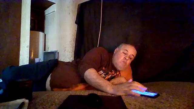 Nightshade1195 online show from May 14, 2026, 9:34 pm