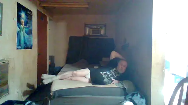 Snapshot of Nightshade1195 chatting on June 10, 2026, 9:05 pm Nightshade1195 online show from June 10, 2026, 9:05 pm