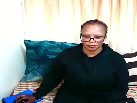 Snapshot of Ebony_Bloom69 chatting on July 2, 2026, 5:35 am Ebony Bloom69 online show from July 2, 2026, 5:35 am