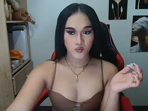 YourHot Nica online show from May 27, 2026, 5:09 pm
