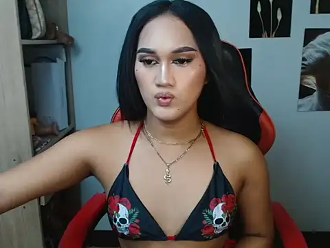 YourHot Nica online show from May 9, 2026, 2:26 am