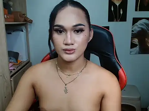 YourHot Nica online show from May 20, 2026, 7:05 am