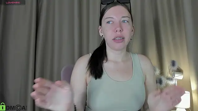 Snapshot of Sandra_Ross chatting on July 8, 2026, 12:46 am Sandra Ross online show from July 8, 2026, 12:46 am