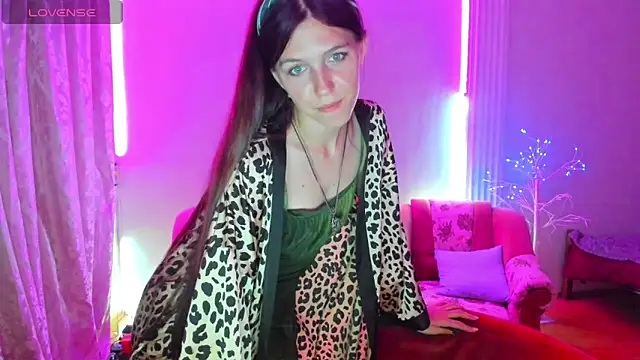 MaryRapunzel online show from May 26, 2026, 8:40 pm