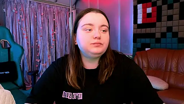 Snapshot of CatherineClaire chatting on May 23, 2026, 3:22 pm CatherineClaire online show from May 23, 2026, 3:22 pm