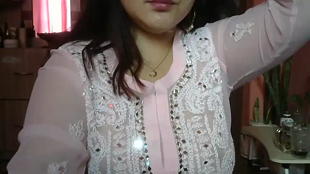 Snapshot of rebel_xoxo chatting on June 4, 2026, 8:52 am rebel xoxo online show from June 4, 2026, 8:52 am