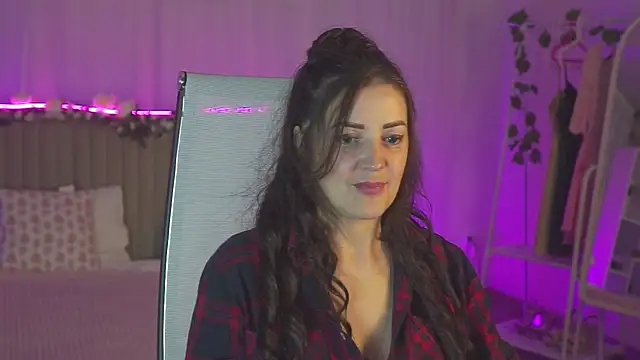 Snapshot of AureliaVane chatting on June 29, 2026, 3:56 pm AureliaVane online show from June 29, 2026, 3:56 pm
