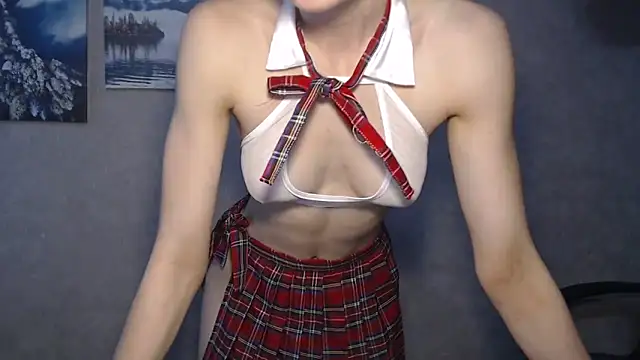 Snapshot of EveLiaka chatting on May 19, 2026, 1:56 am EveLiaka online show from May 19, 2026, 1:56 am