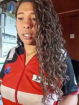 Snapshot of Ivon_C chatting on July 6, 2026, 11:28 am Ivon C online show from July 6, 2026, 11:28 am