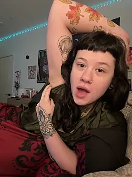 medusapdx online show from April 21, 2026, 5:08 pm