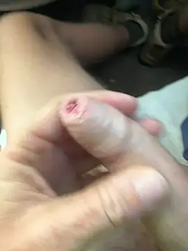 givemeahandpls online show from April 24, 2026, 4:14 am