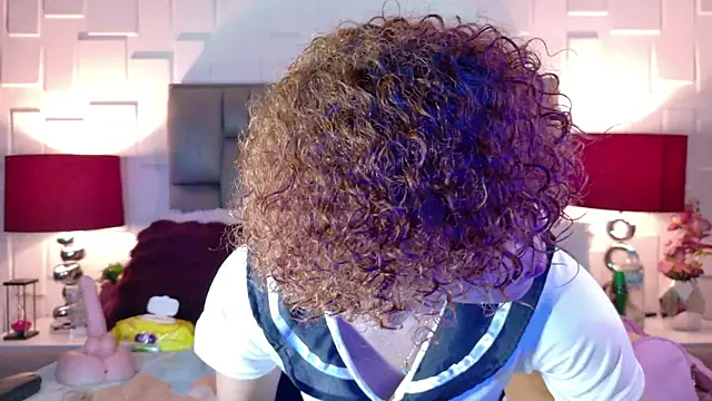 KeiryGinger online show from June 12, 2026, 3:26 am