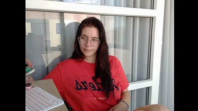 Lanaa Rossee online show from June 9, 2026, 1:34 pm