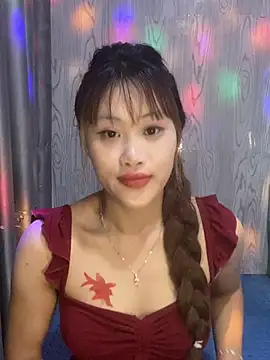 Ly-sexyy online show from April 25, 2026, 4:15 pm