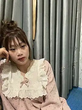 Ly-sexyy online show from May 9, 2026, 3:43 am