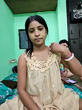 Snapshot of hot-couple-0 chatting on June 20, 2026, 12:32 pm hot-couple-0 online show from June 20, 2026, 12:32 pm