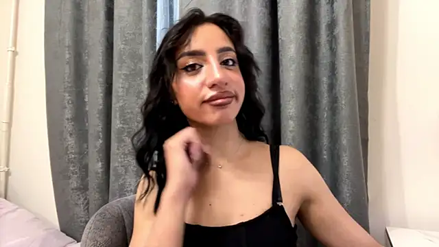 Snapshot of AngellaBarbini chatting on July 4, 2026, 4:11 pm AngellaBarbini online show from July 4, 2026, 4:11 pm