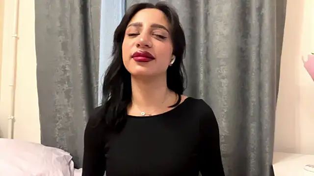 Snapshot of AngellaBarbini chatting on June 30, 2026, 4:18 pm AngellaBarbini online show from June 30, 2026, 4:18 pm