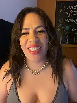 SabrinaDVD online show from May 16, 2026, 3:33 pm