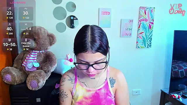 Snapshot of angelina_77 chatting on May 20, 2026, 2:14 pm angelina 77 online show from May 20, 2026, 2:14 pm