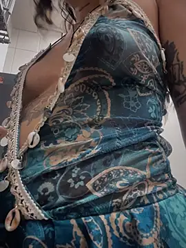 Snapshot of SinSirenXXX chatting on July 6, 2026, 1:07 pm SinSirenXXX online show from July 6, 2026, 1:07 pm